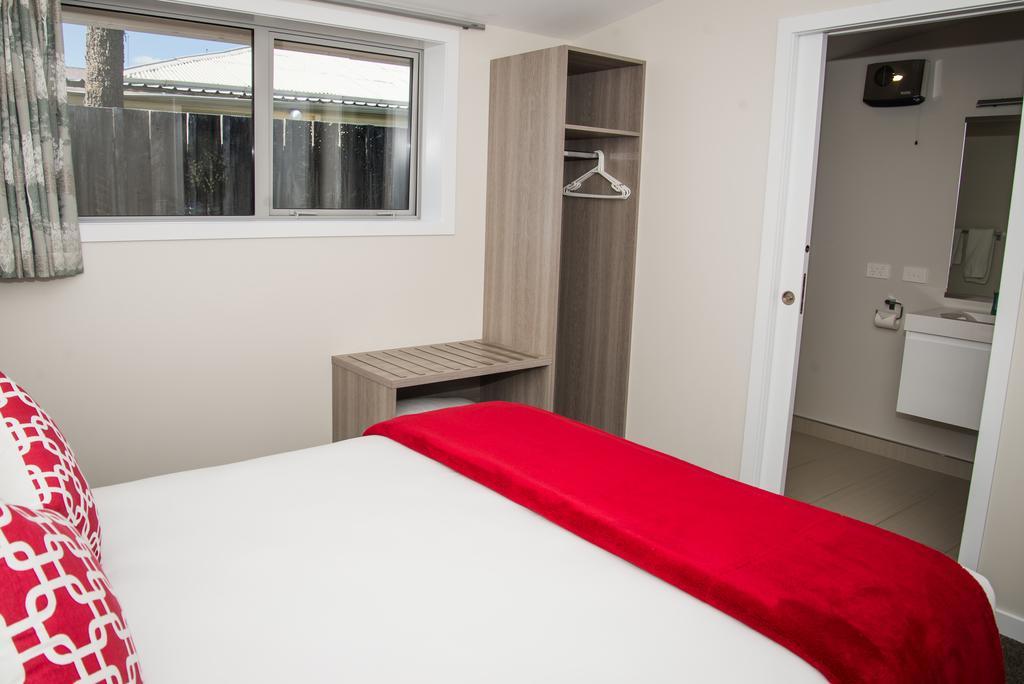 Edgewater 3*